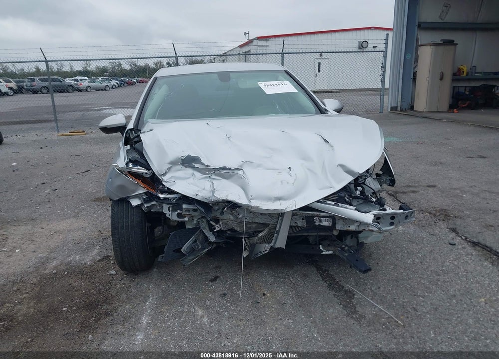2018 CHEVROLET CRUZE LS VIN: 1G1BC5SM4J7124397
