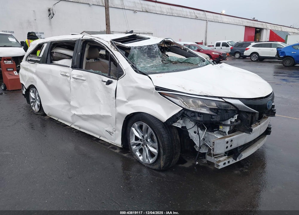 2021 TOYOTA SIENNA LIMITED VIN: 5TDZRKEC3MS010584