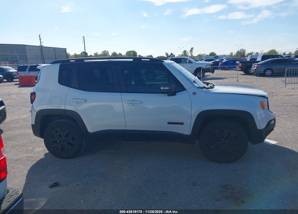 2018 JEEP RENEGADE TRAILHAWK 4X4 VIN: ZACCJBCB6JPJ00647