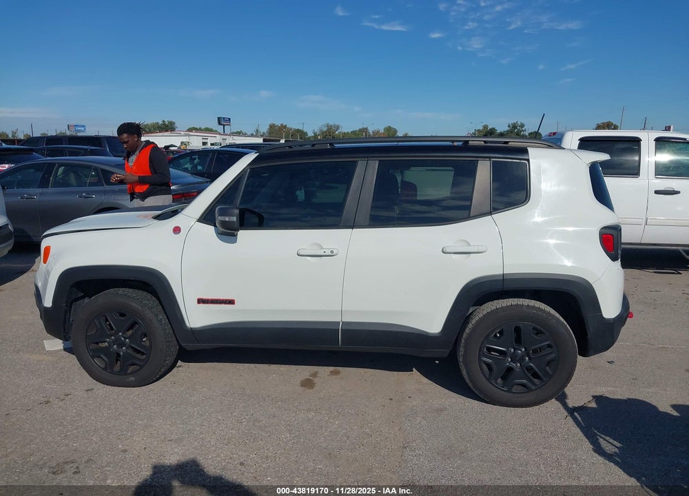 2018 JEEP RENEGADE TRAILHAWK 4X4 VIN: ZACCJBCB6JPJ00647