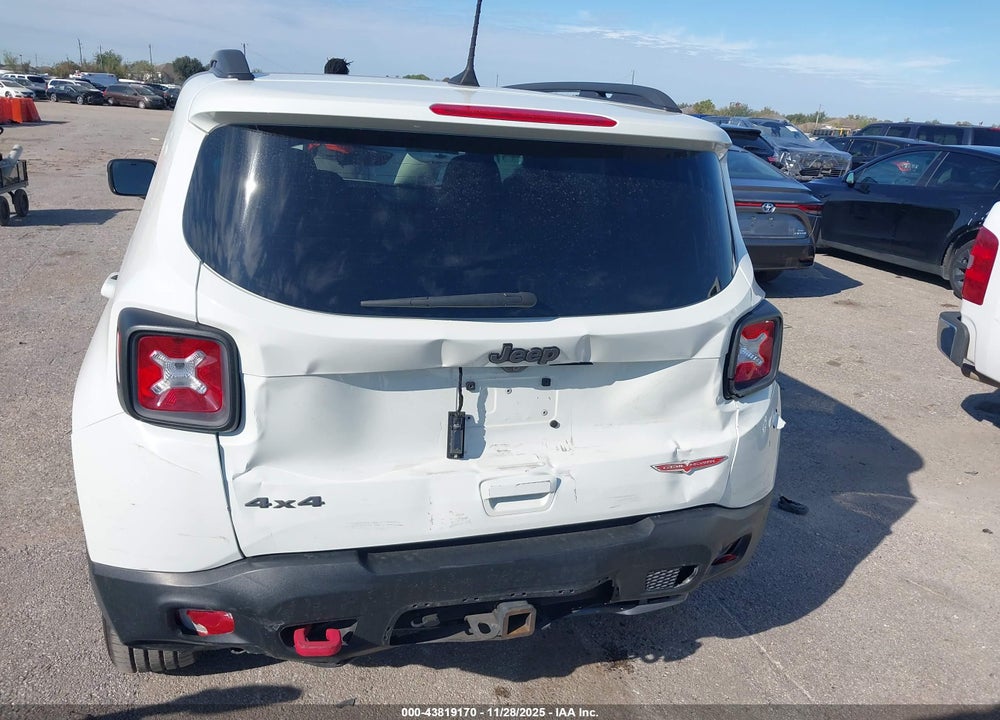 2018 JEEP RENEGADE TRAILHAWK 4X4 VIN: ZACCJBCB6JPJ00647