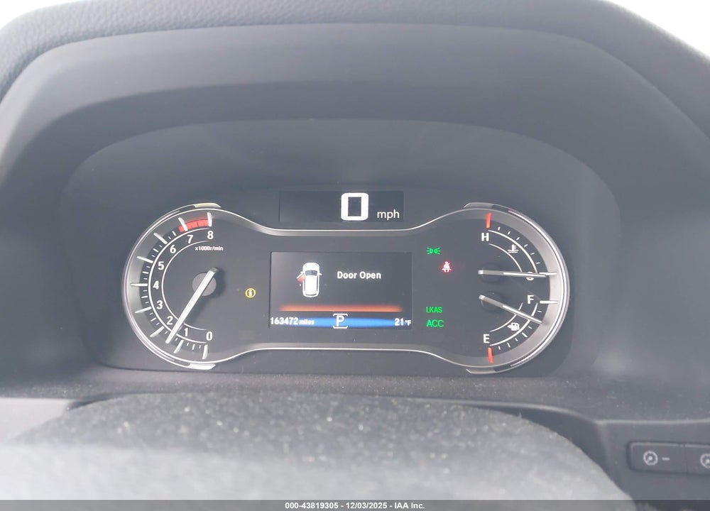 2017 HONDA PILOT TOURING VIN: 5FNYF6H90HB035285