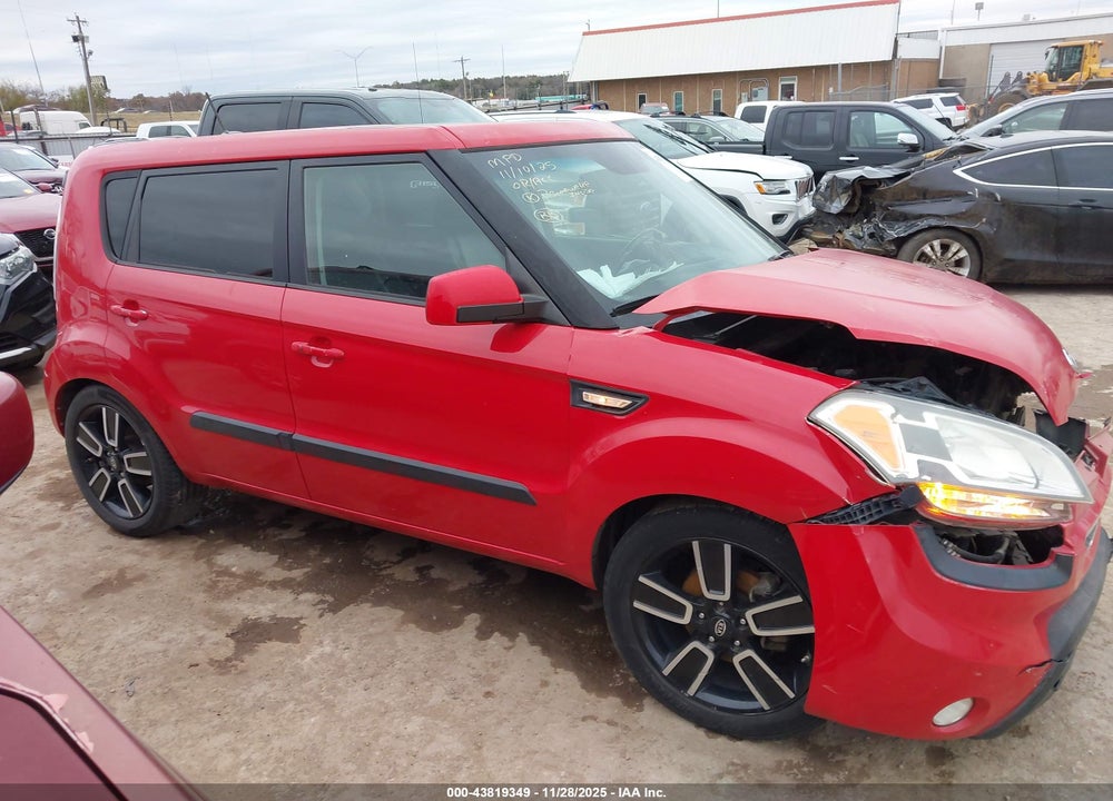 2011 KIA SOUL + VIN: KNDJT2A2XB7293018