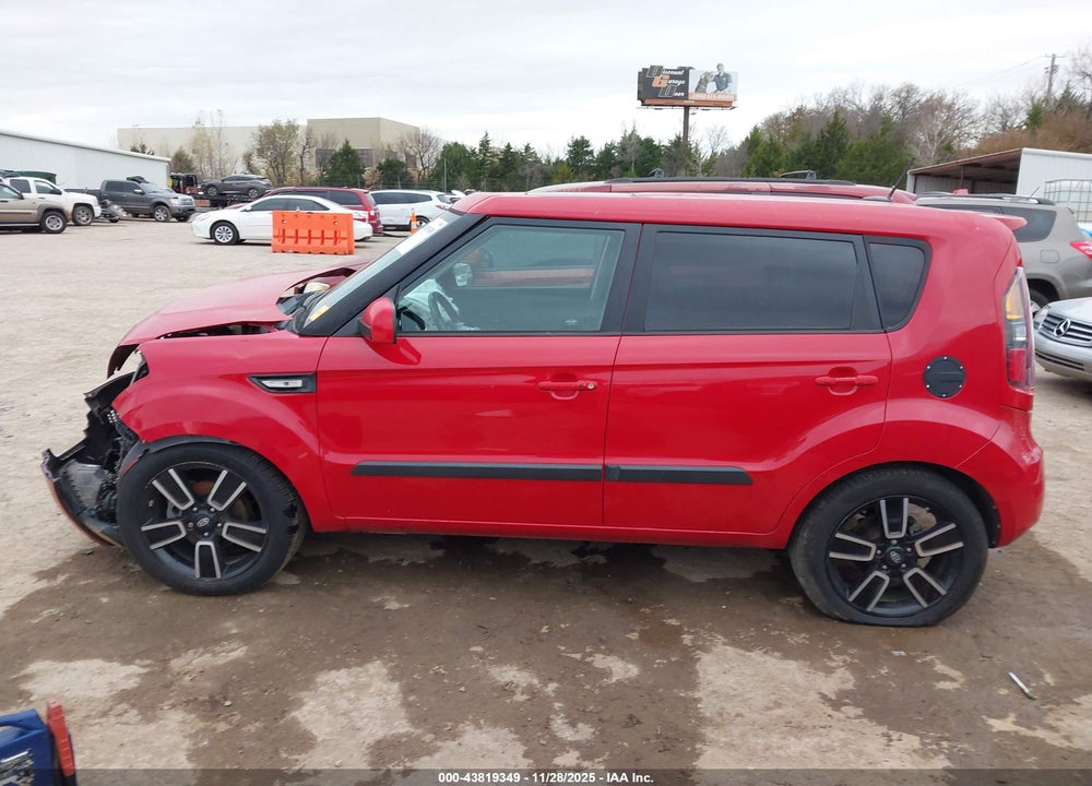 2011 KIA SOUL + VIN: KNDJT2A2XB7293018