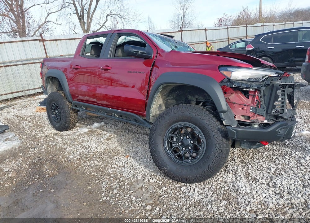 2024 CHEVROLET COLORADO 4WD ZR2 VIN: 1GCPTFEK1R1268209