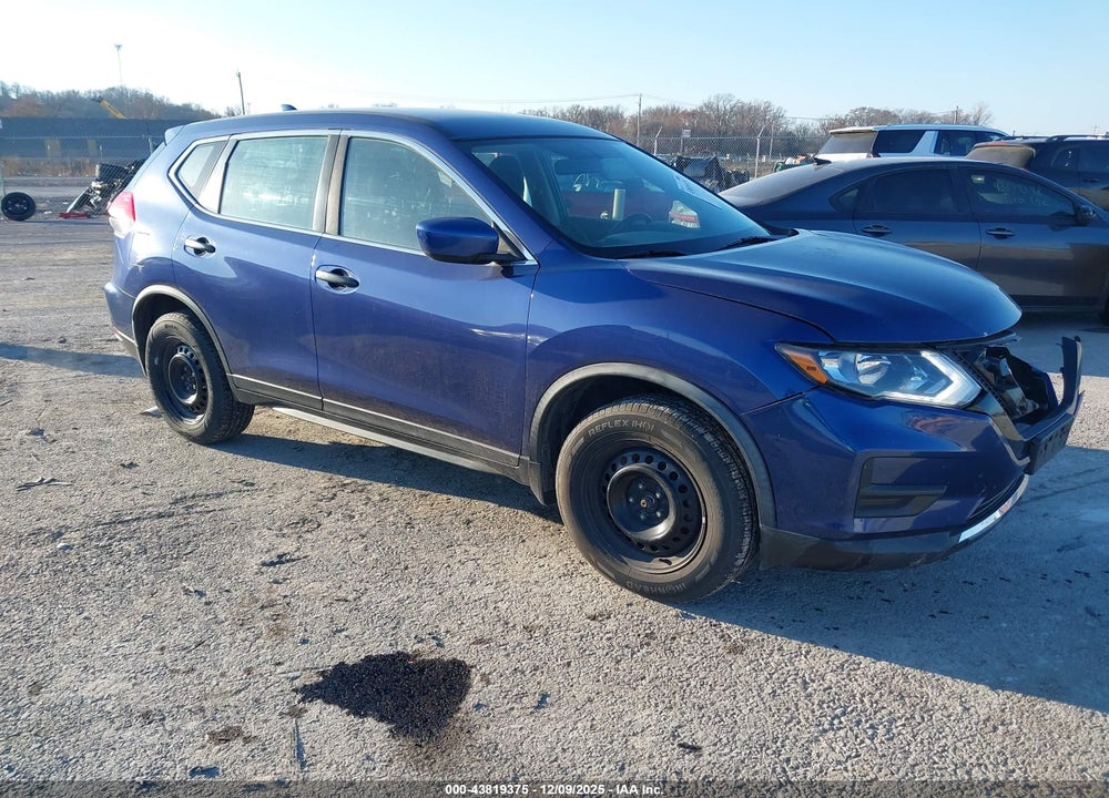 2018 NISSAN ROGUE S VIN: KNMAT2MV1JP593065