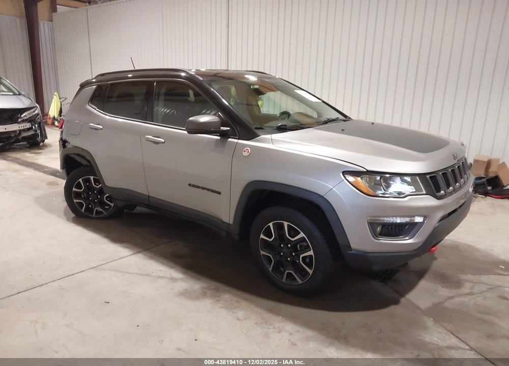2019 JEEP COMPASS TRAILHAWK 4X4 VIN: 3C4NJDDB8KT619392