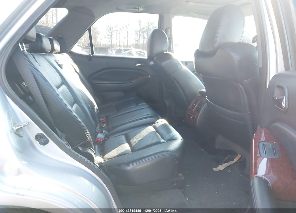 2005 ACURA MDX VIN: 2HNYD18825H548053