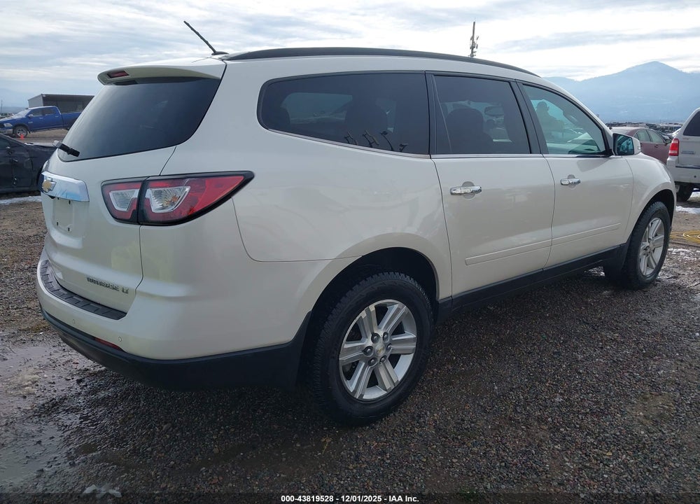 2014 CHEVROLET TRAVERSE 1LT VIN: 1GNKVGKD8EJ323661
