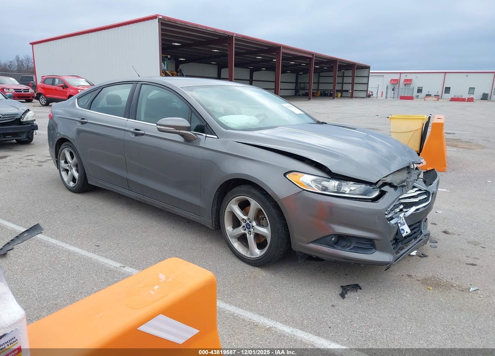 2014 FORD FUSION SE VIN: 1FA6P0H71E5375032