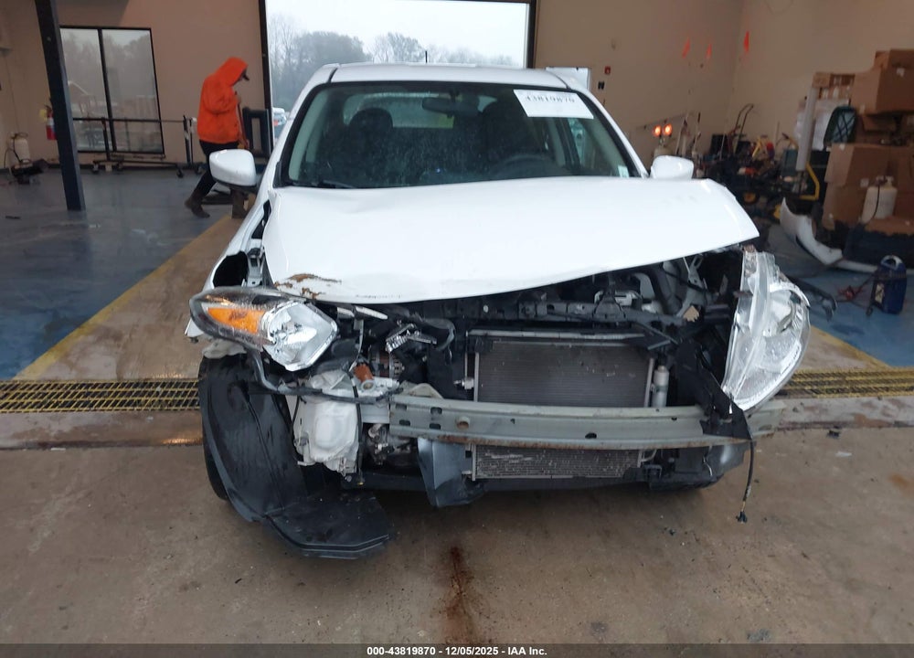 2019 NISSAN VERSA 1.6 SV VIN: 3N1CN7AP9KL826583