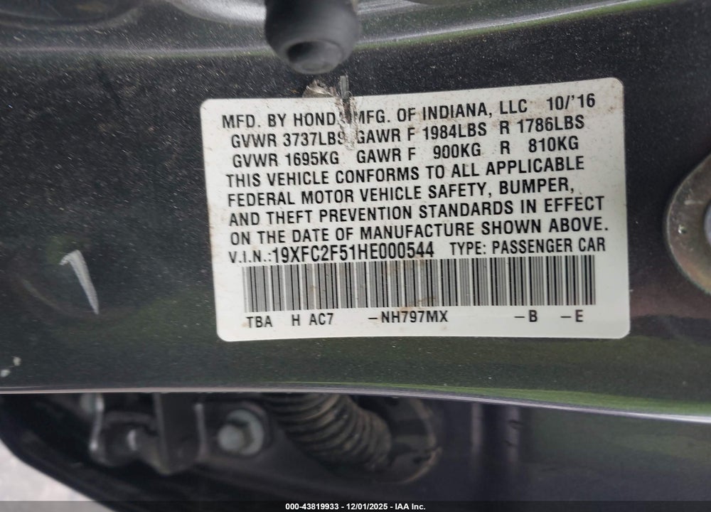 2017 HONDA CIVIC LX VIN: 19XFC2F51HE000544