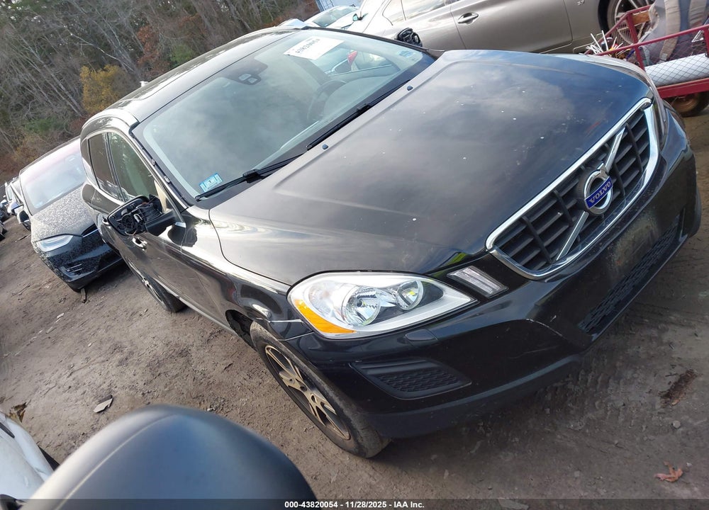 2011 VOLVO XC60 T6/T6 R-DESIGN VIN: YV4902DZ2B2209773
