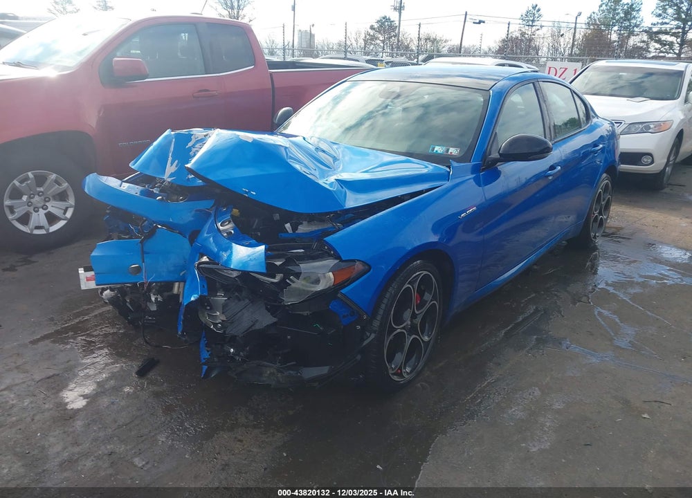 2024 ALFA ROMEO GIULIA VELOCE AWD VIN: ZARFANBN0R7678402
