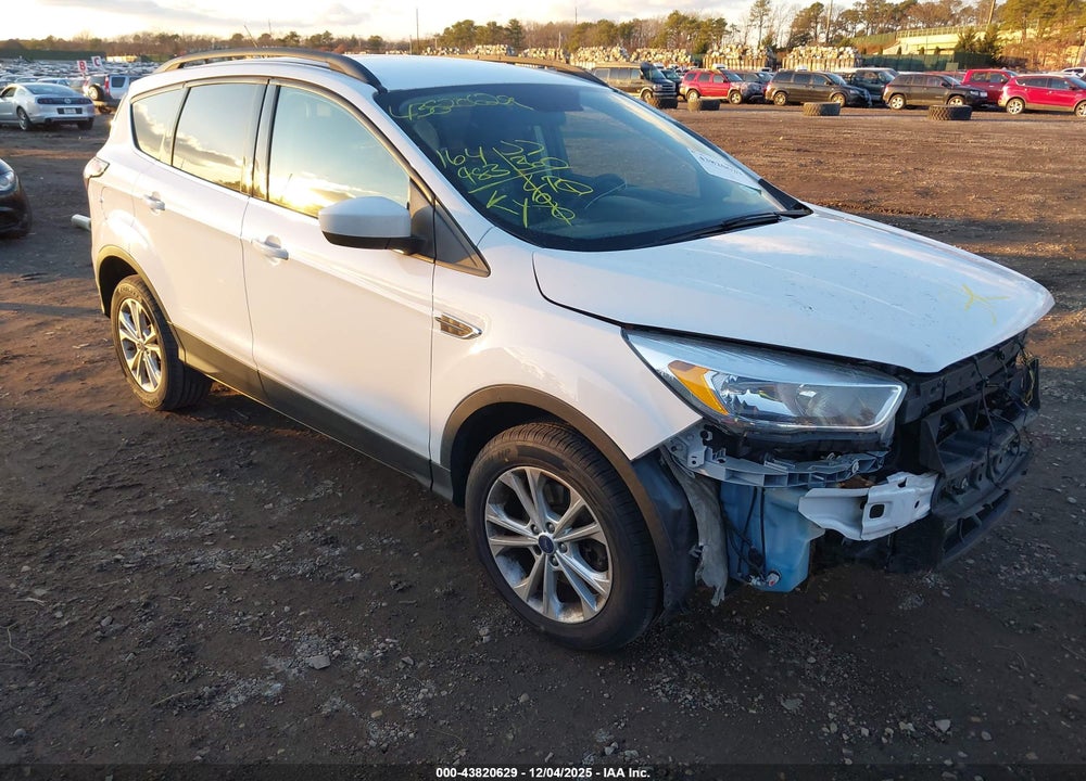 2018 FORD ESCAPE SE VIN: 1FMCU9GD0JUA95468