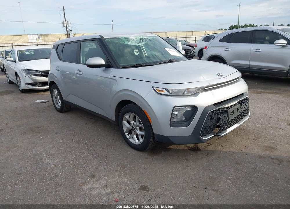 2020 KIA SOUL S VIN: KNDJ23AU3L7040859