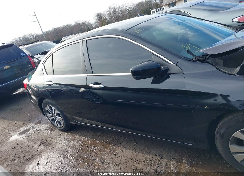 2015 HONDA ACCORD LX VIN: 1HGCR2F38FA005192