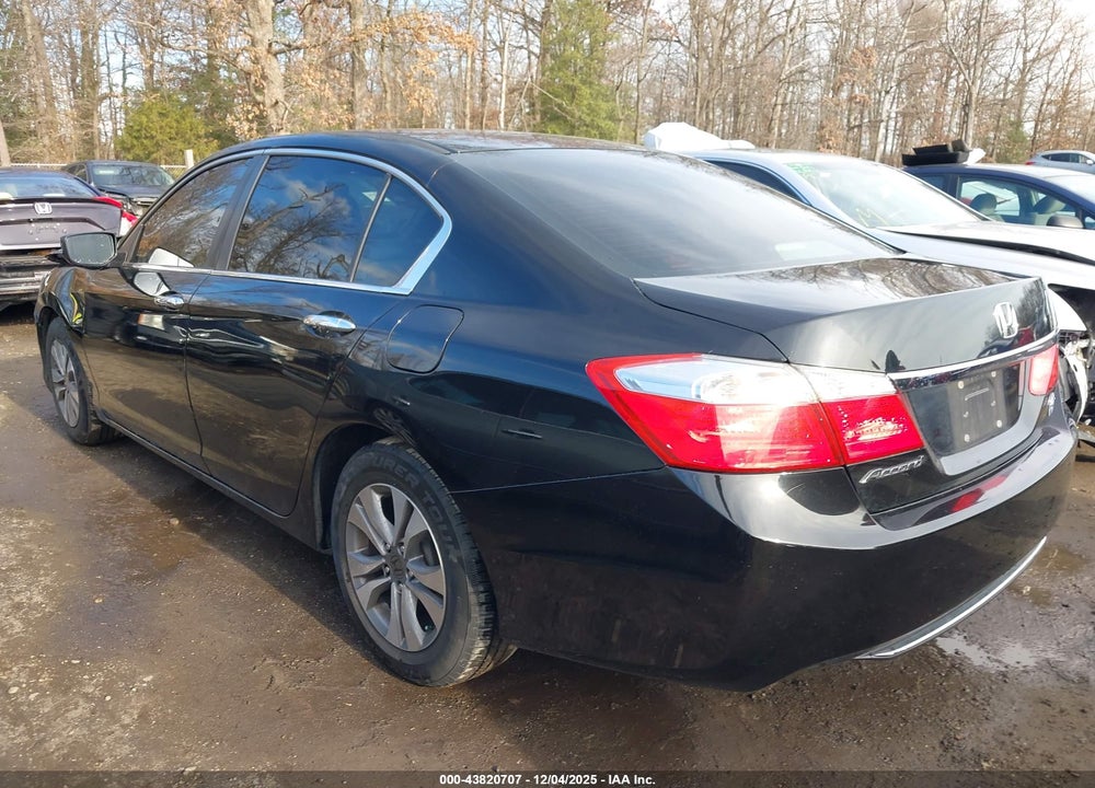 2015 HONDA ACCORD LX VIN: 1HGCR2F38FA005192