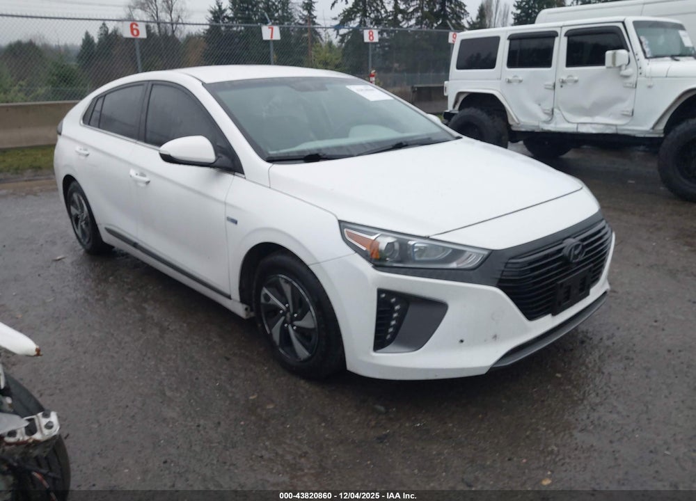 2017 HYUNDAI IONIQ HYBRID SEL VIN: KMHC75LC0HU035634