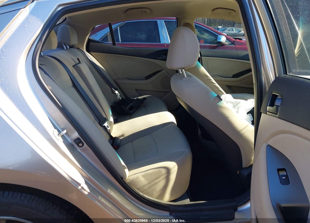 2012 KIA OPTIMA LX VIN: KNAGM4A74C5292262