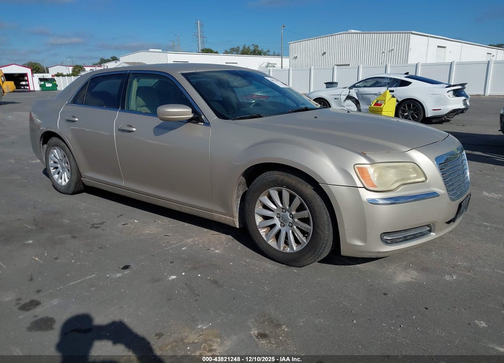 2012 CHRYSLER 300 VIN: 2C3CCAAGXCH245687