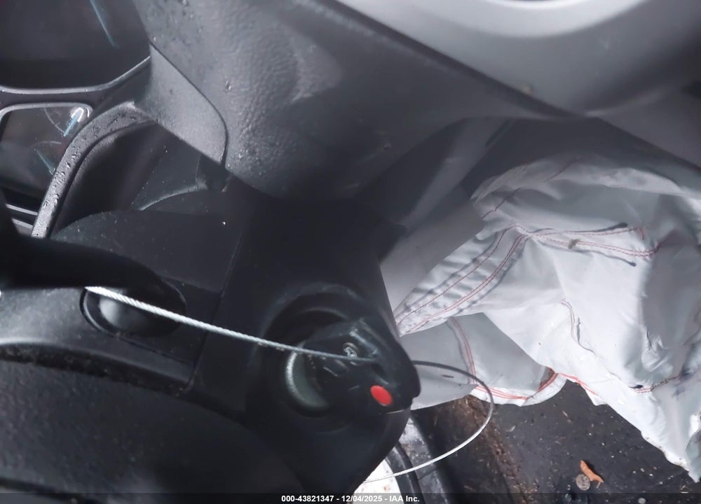 2014 FORD FOCUS SE VIN: 1FADP3K23EL375938