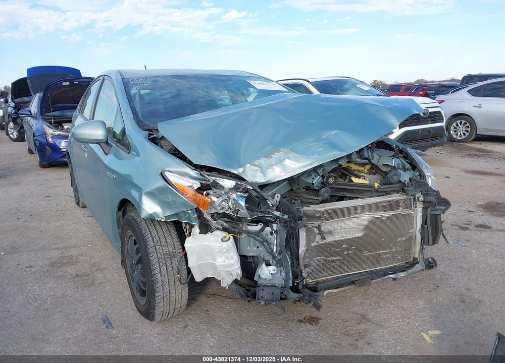 2015 TOYOTA PRIUS TWO VIN: JTDKN3DU3F2000998