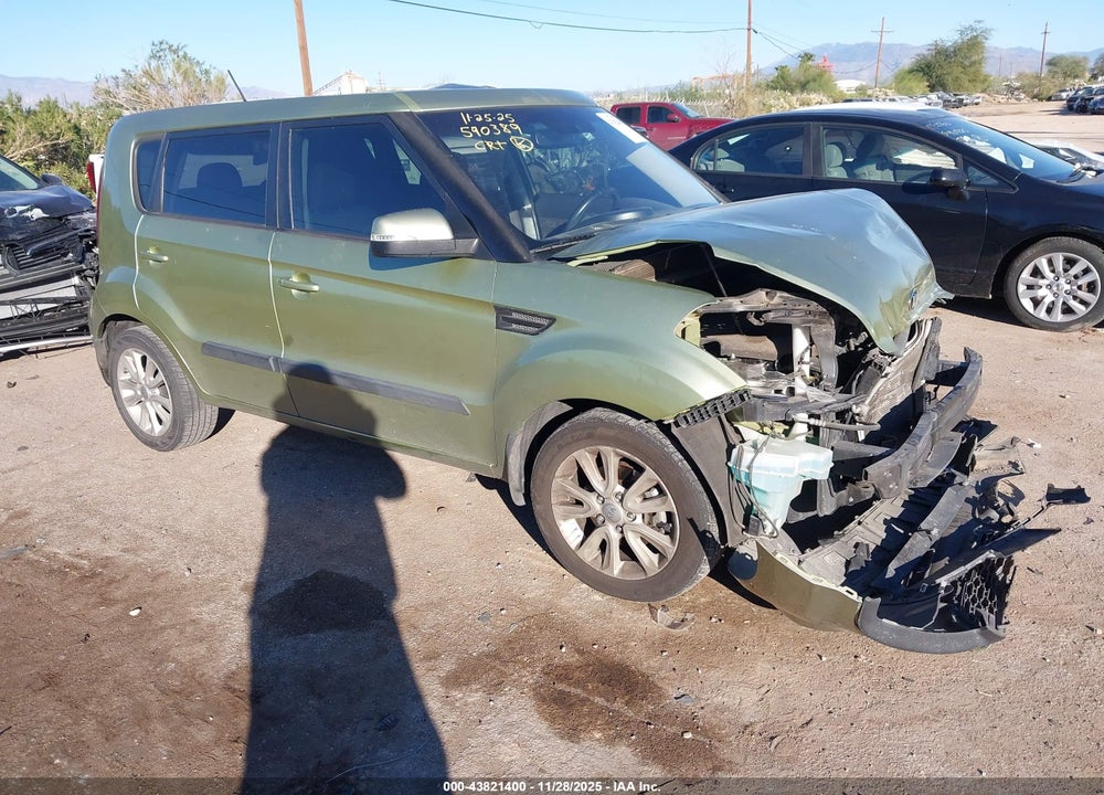 2013 KIA SOUL + VIN: KNDJT2A62D7631761