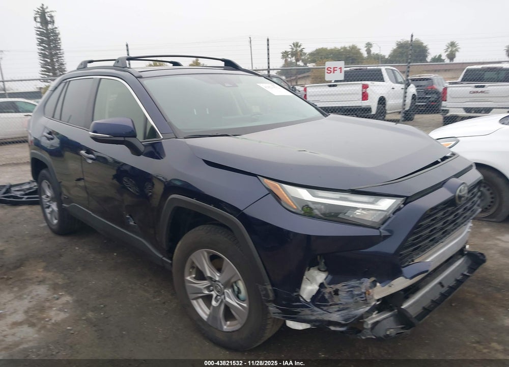 2025 TOYOTA RAV4 HYBRID XLE VIN: JTMRWRFV8SJ076379