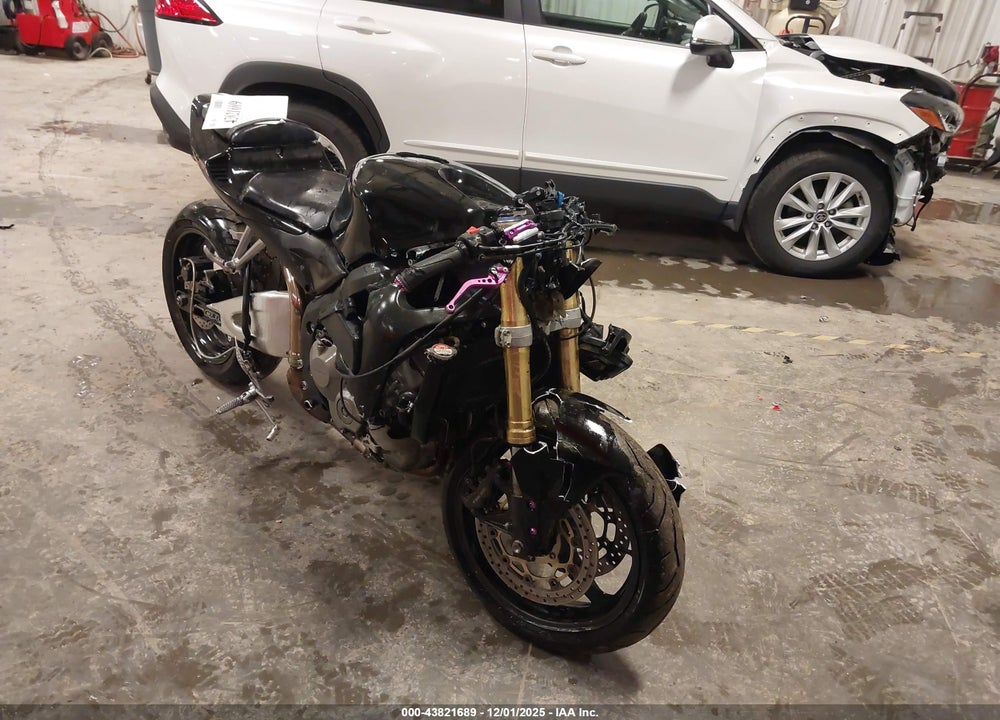 2006 HONDA CBR600 RR VIN: JH2PC37076M303301