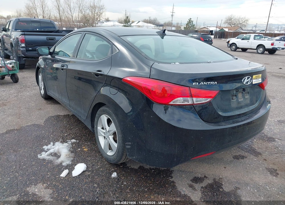 2013 HYUNDAI ELANTRA GLS VIN: 5NPDH4AE8DH438334