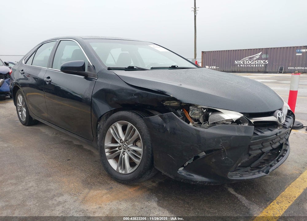 2015 TOYOTA CAMRY SE VIN: 4T1BF1FK9FU076982