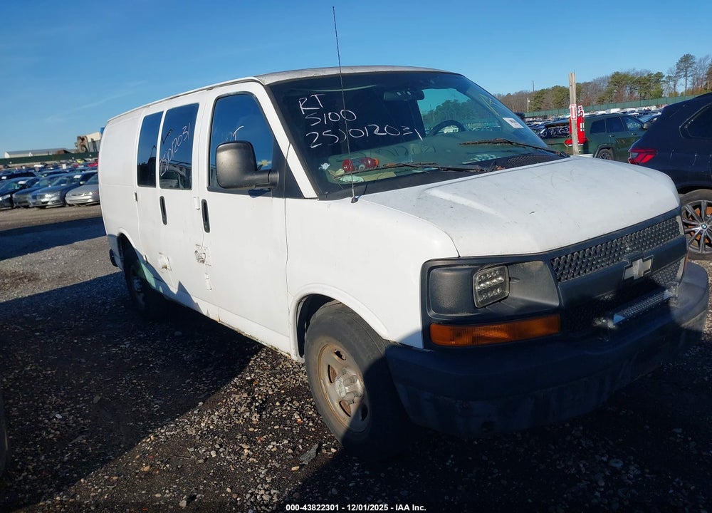 2008 CHEVROLET EXPRESS WORK VAN VIN: 1GCFG154581103900