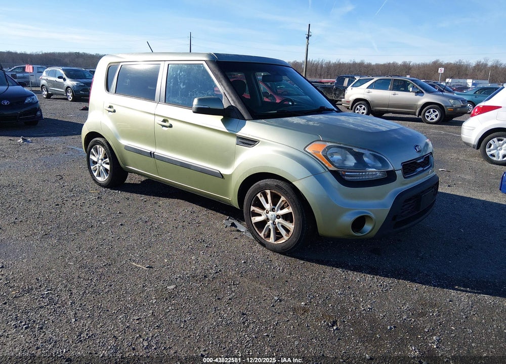 2013 KIA SOUL + VIN: KNDJT2A67D7483008