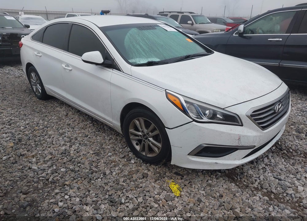 2016 HYUNDAI SONATA SE VIN: 5NPE24AF2GH364234