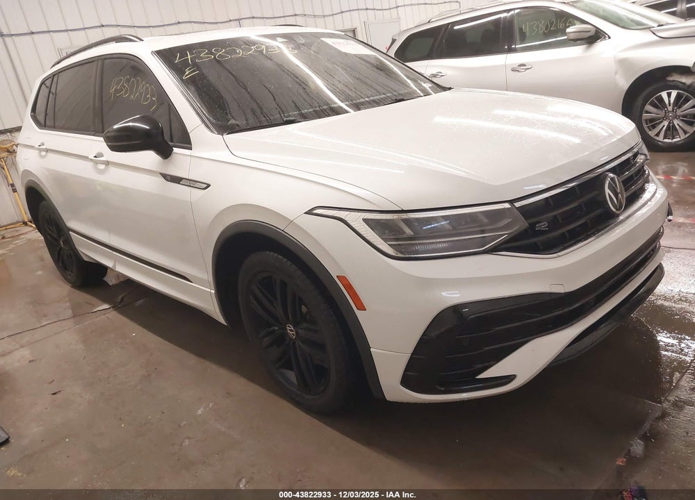 2022 VOLKSWAGEN TIGUAN 2.0T SE R-LINE BLACK VIN: 3VVCB7AX3NM059027