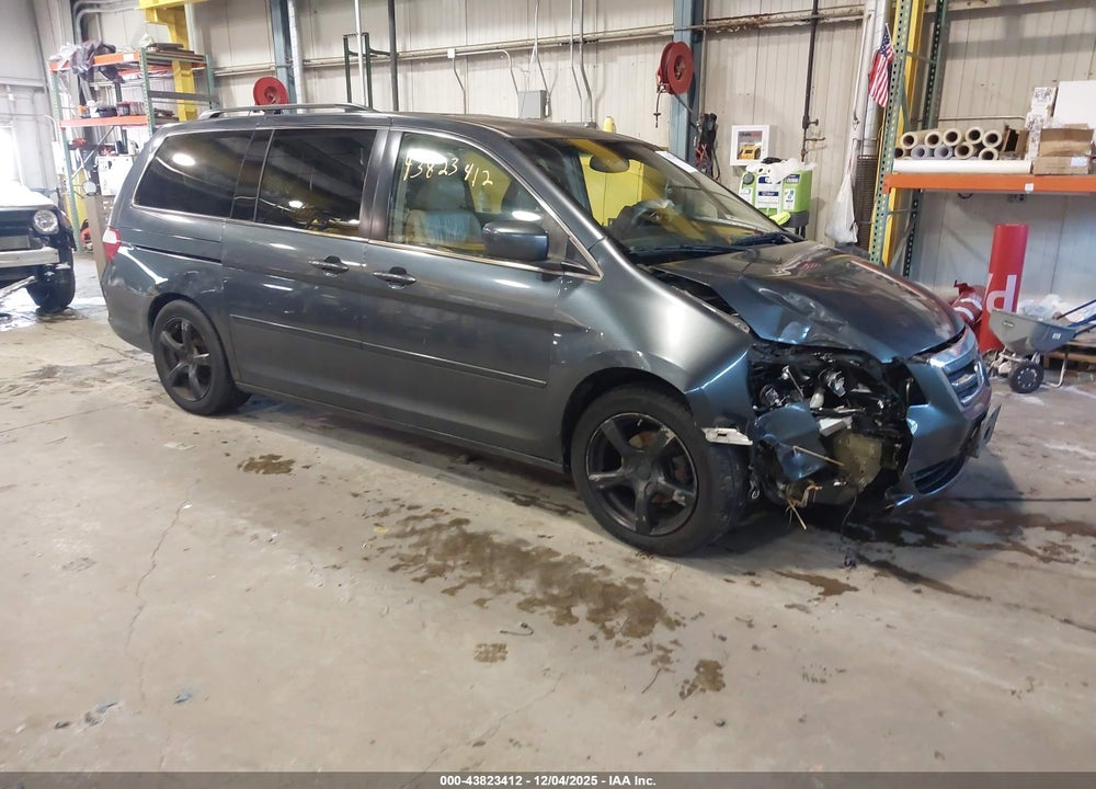 2005 HONDA ODYSSEY TOURING VIN: 5FNRL38845B046286