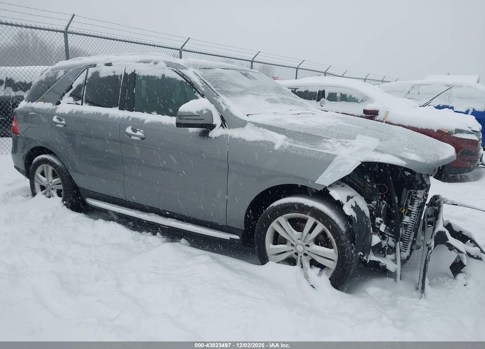 2015 MERCEDES-BENZ ML 350 4MATIC VIN: 4JGDA5HB1FA606889