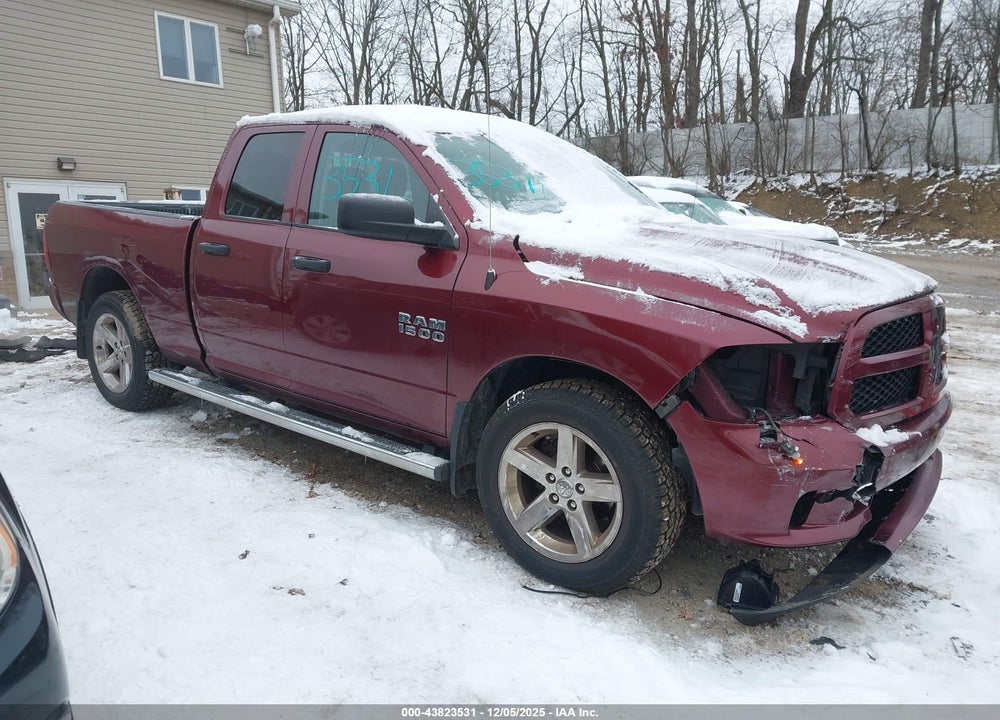 2018 RAM 1500 EXPRESS  4X4 6'4 BOX VIN: 1C6RR7FG4JS124490