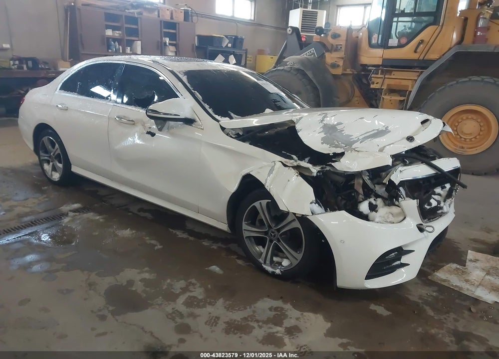 2019 MERCEDES-BENZ E 300 4MATIC VIN: WDDZF4KB0KA669691