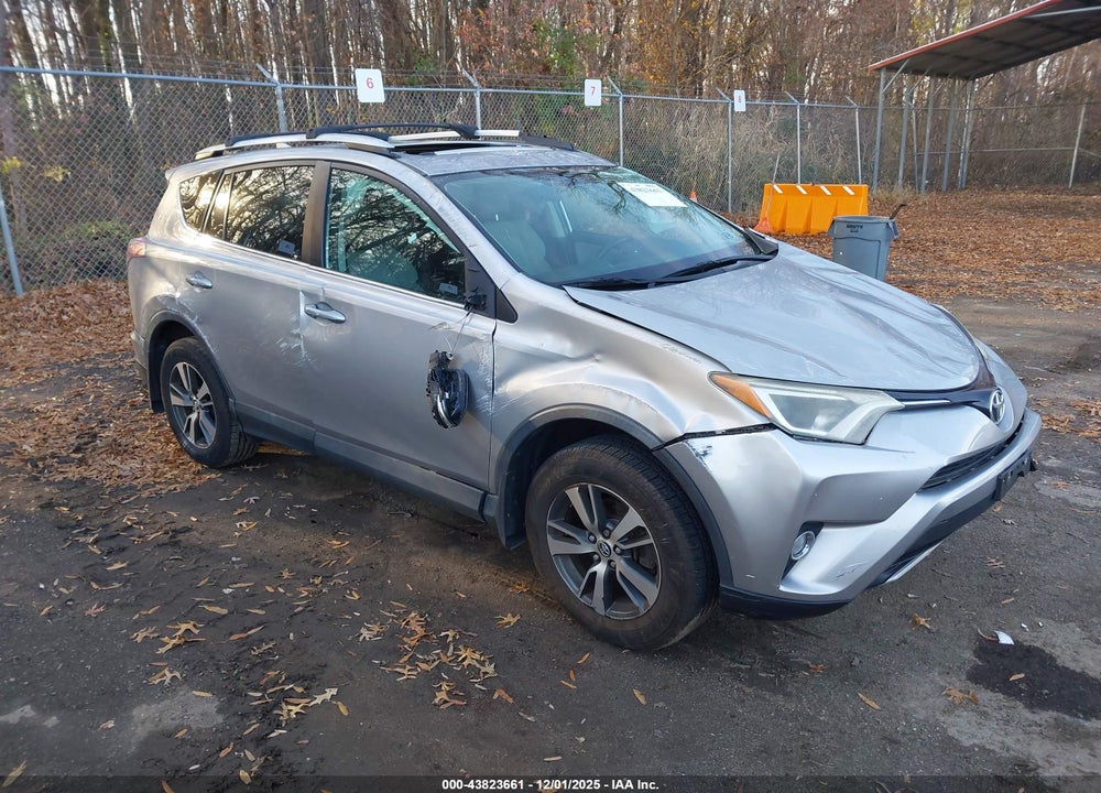 2016 TOYOTA RAV4 XLE VIN: 2T3RFREV9GW444949