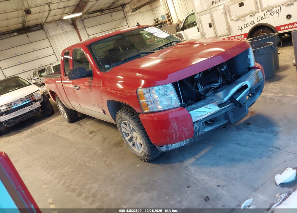 2010 CHEVROLET SILVERADO 1500 LT VIN: 1GCSKSE3XAZ208658