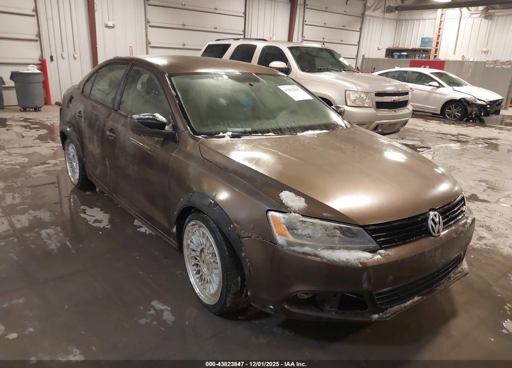 2013 VOLKSWAGEN JETTA 2.0L S VIN: 3VW1K7AJ9DM268589