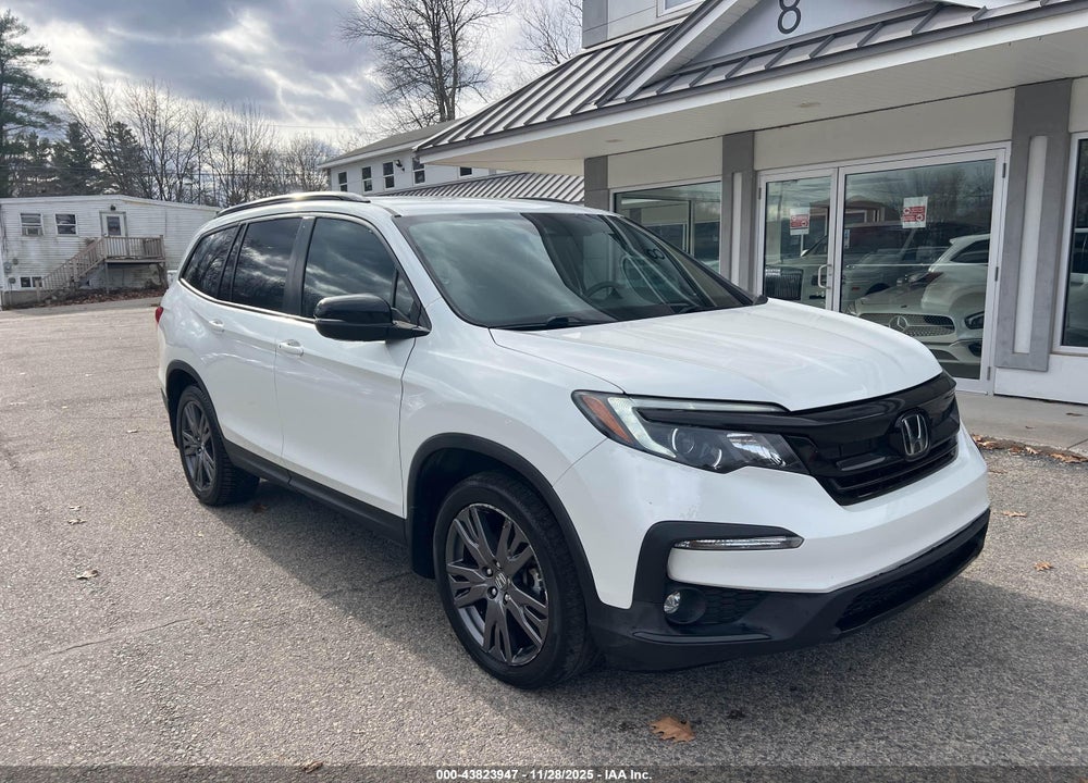 2022 HONDA PILOT AWD SPORT VIN: 5FNYF6H31NB049686