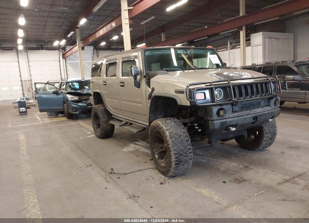 2005 HUMMER H2 SUV VIN: 5GRGN23U15H102229