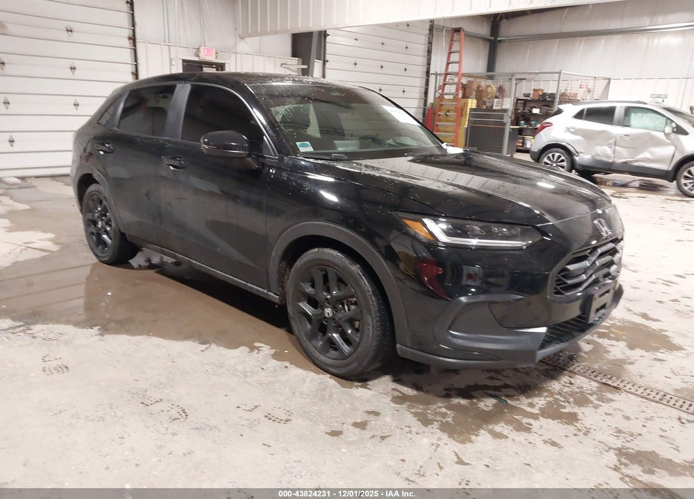 2024 HONDA HR-V AWD SPORT/AWD SPORT W/O BSI VIN: 3CZRZ2H57RM781743