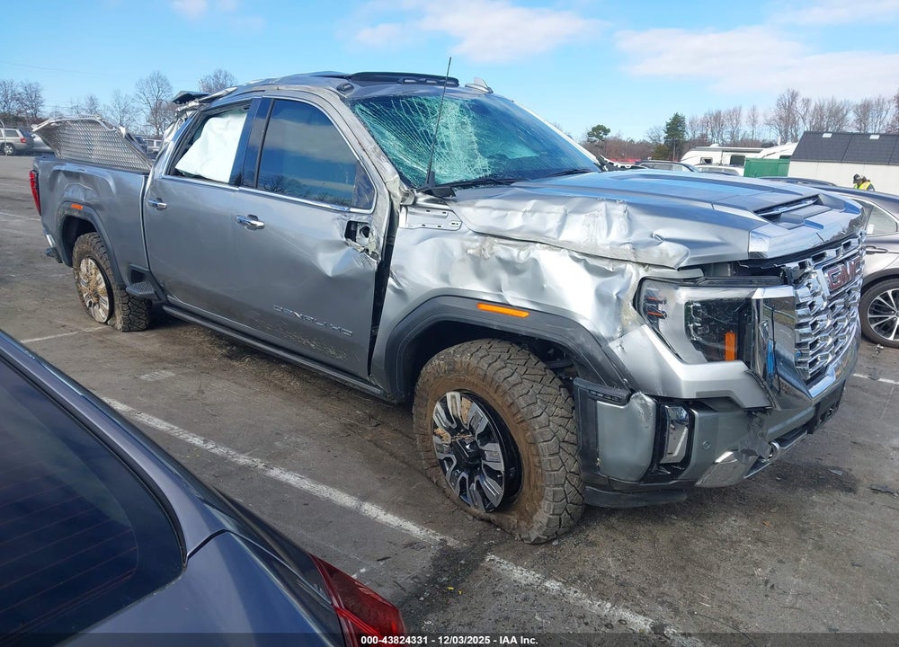 2025 GMC SIERRA 2500HD 4WD  STANDARD BED DENALI VIN: 1GT4UREY5SF209100