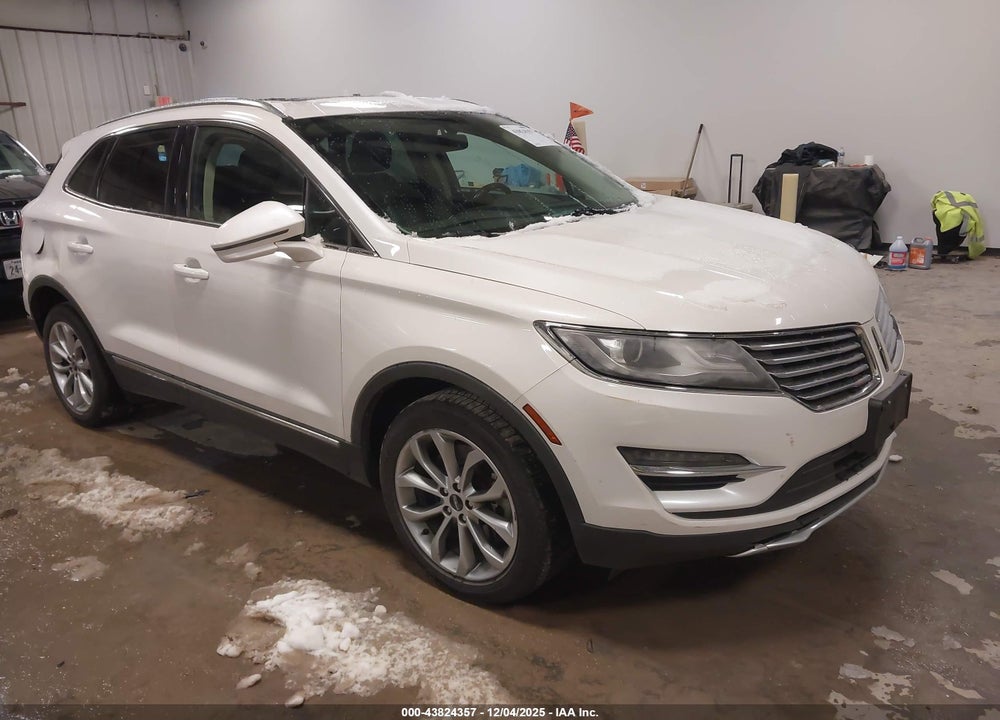 2017 LINCOLN MKC SELECT VIN: 5LMCJ2D98HUL47765