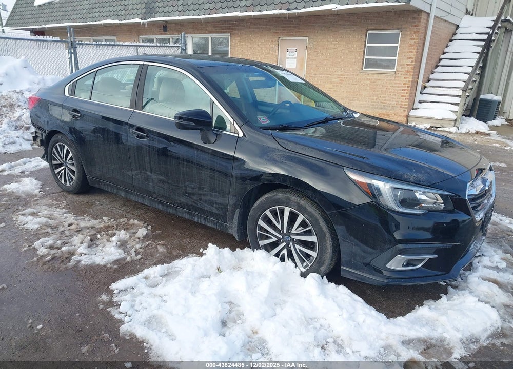2018 SUBARU LEGACY 2.5I PREMIUM VIN: 4S3BNAF63J3045879