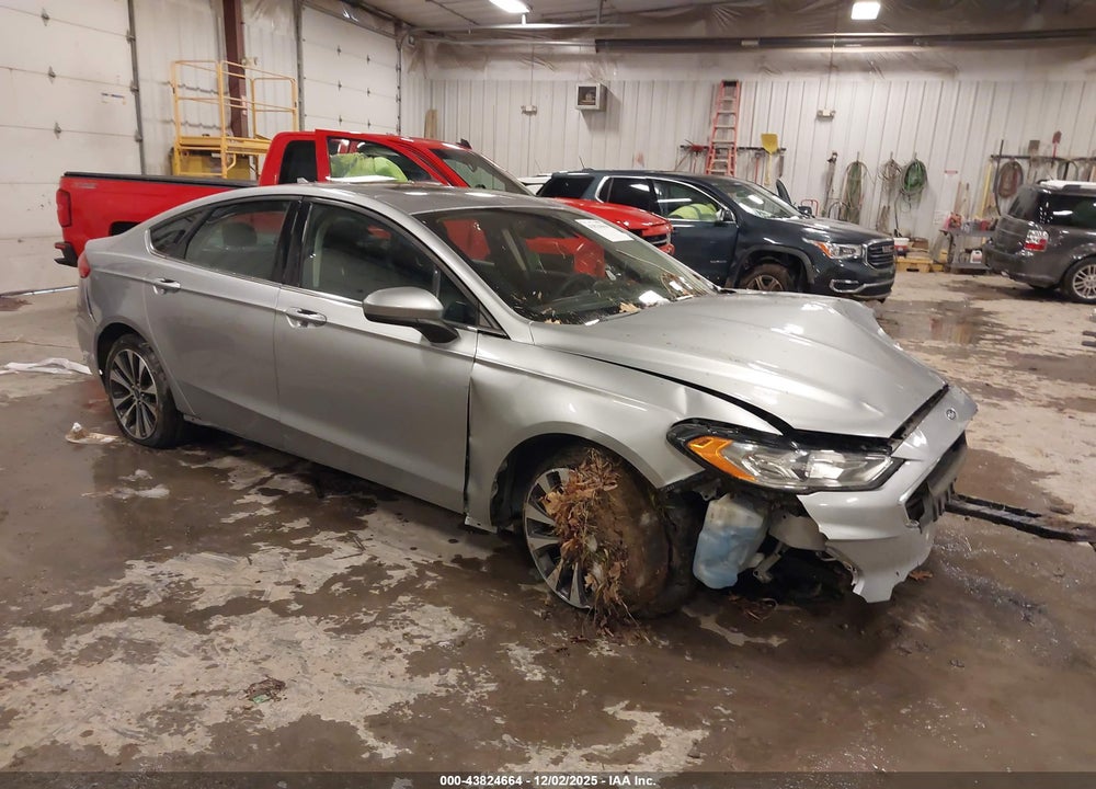 2020 FORD FUSION SE VIN: 3FA6P0T95LR150051